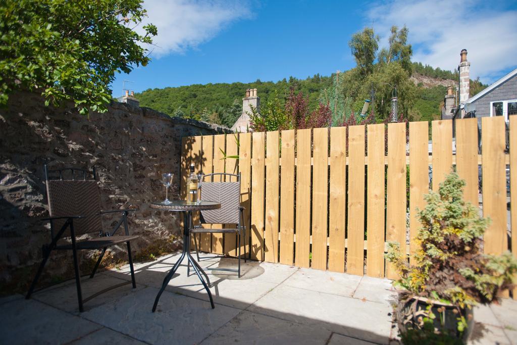 Glenernan Self Catering Cottages Ballater Exterior foto