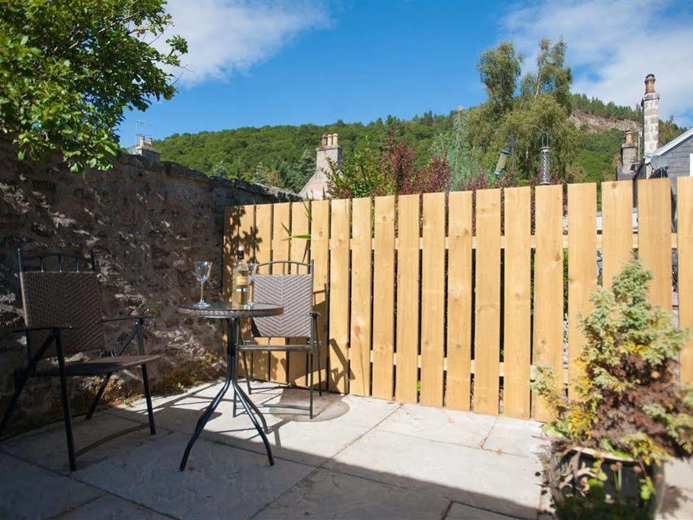 Glenernan Self Catering Cottages Ballater Exterior foto
